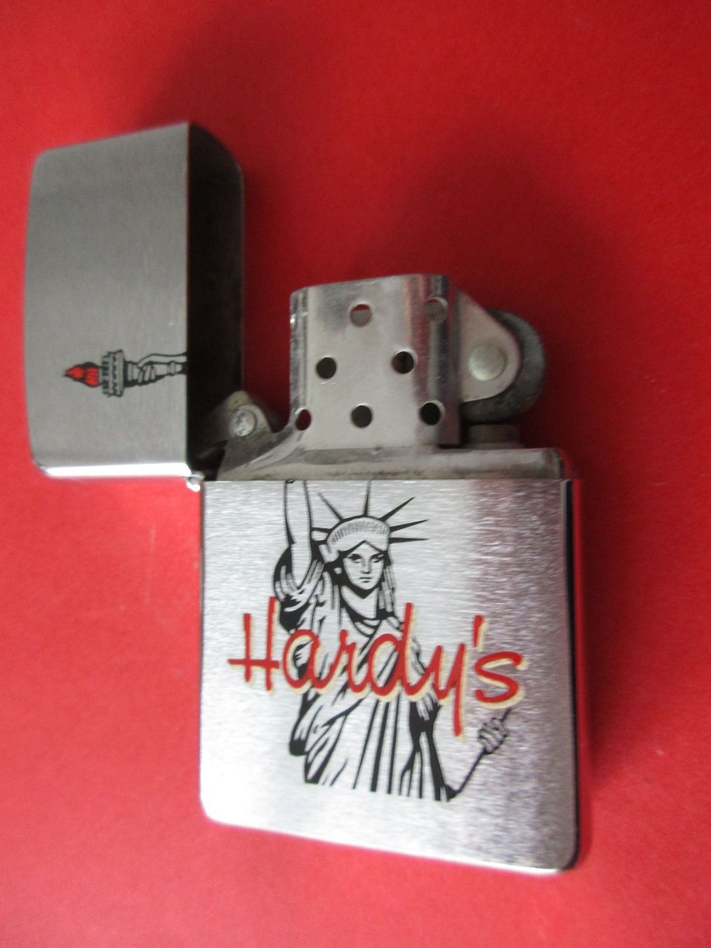 Zippo Accendini: ZIPPO / Hardy's / Basel 15 / Ungebraucht – Usato da Eschenbach LU venduto da Jack1711 2