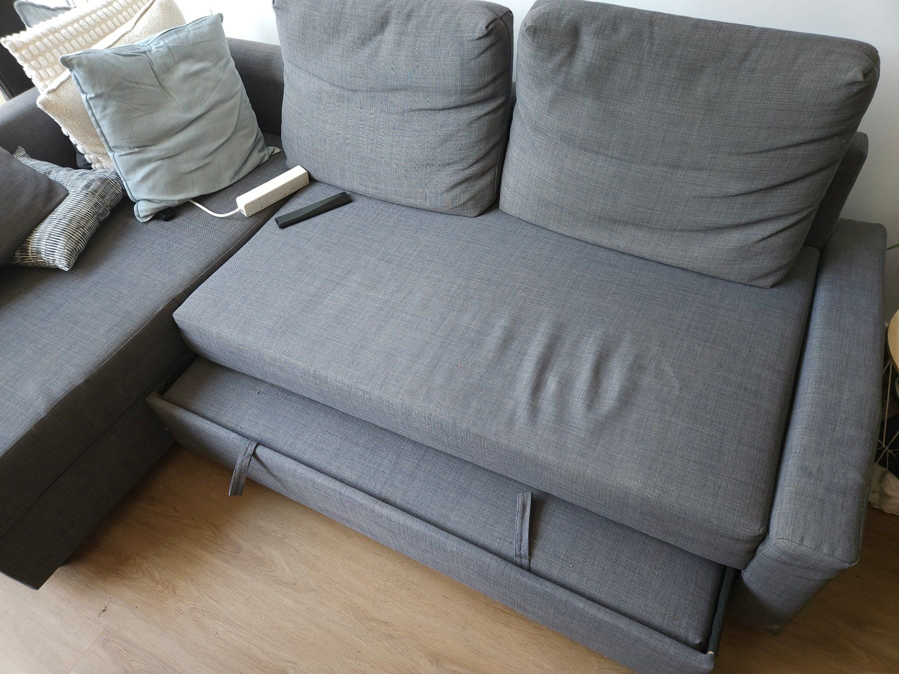 Ikea Divani: Canapé d'angle Friheten – Usato da Prilly venduto da Arithmetic 1