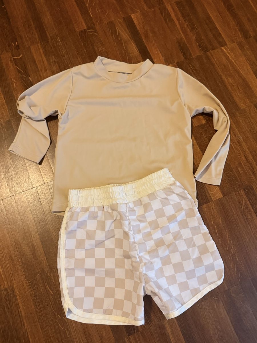 Costumi da bagno: Uv Shirt und Badehose 92/98 – Usato da Winterthur venduto da hera05