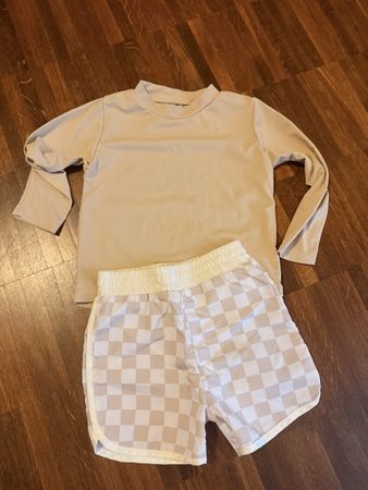 Uv Shirt und Badehose 92/98