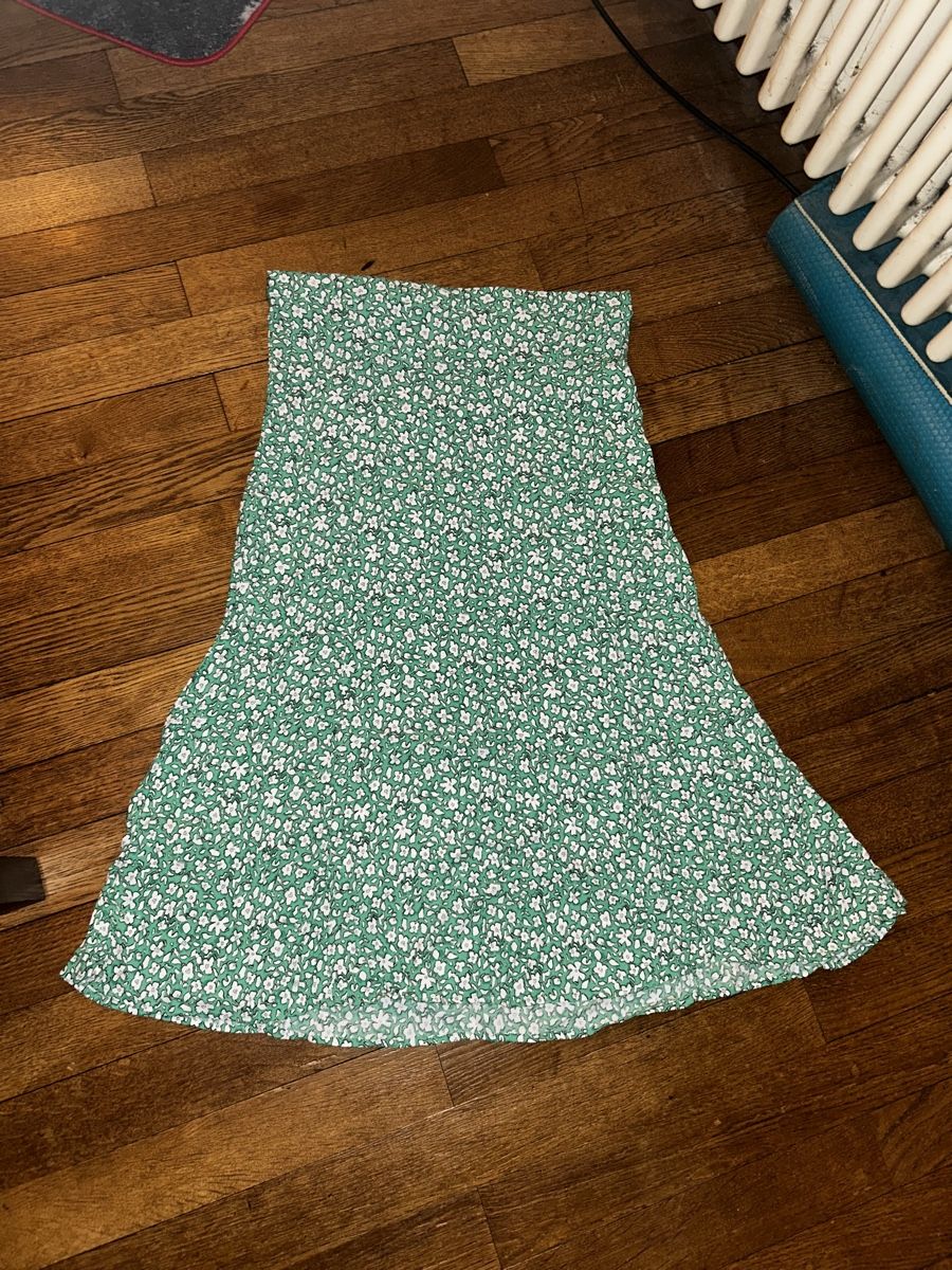 Röcke: Midi skirt – Neu (gemäss Beschreibung) aus Pfäffikon ZH von Proganeer