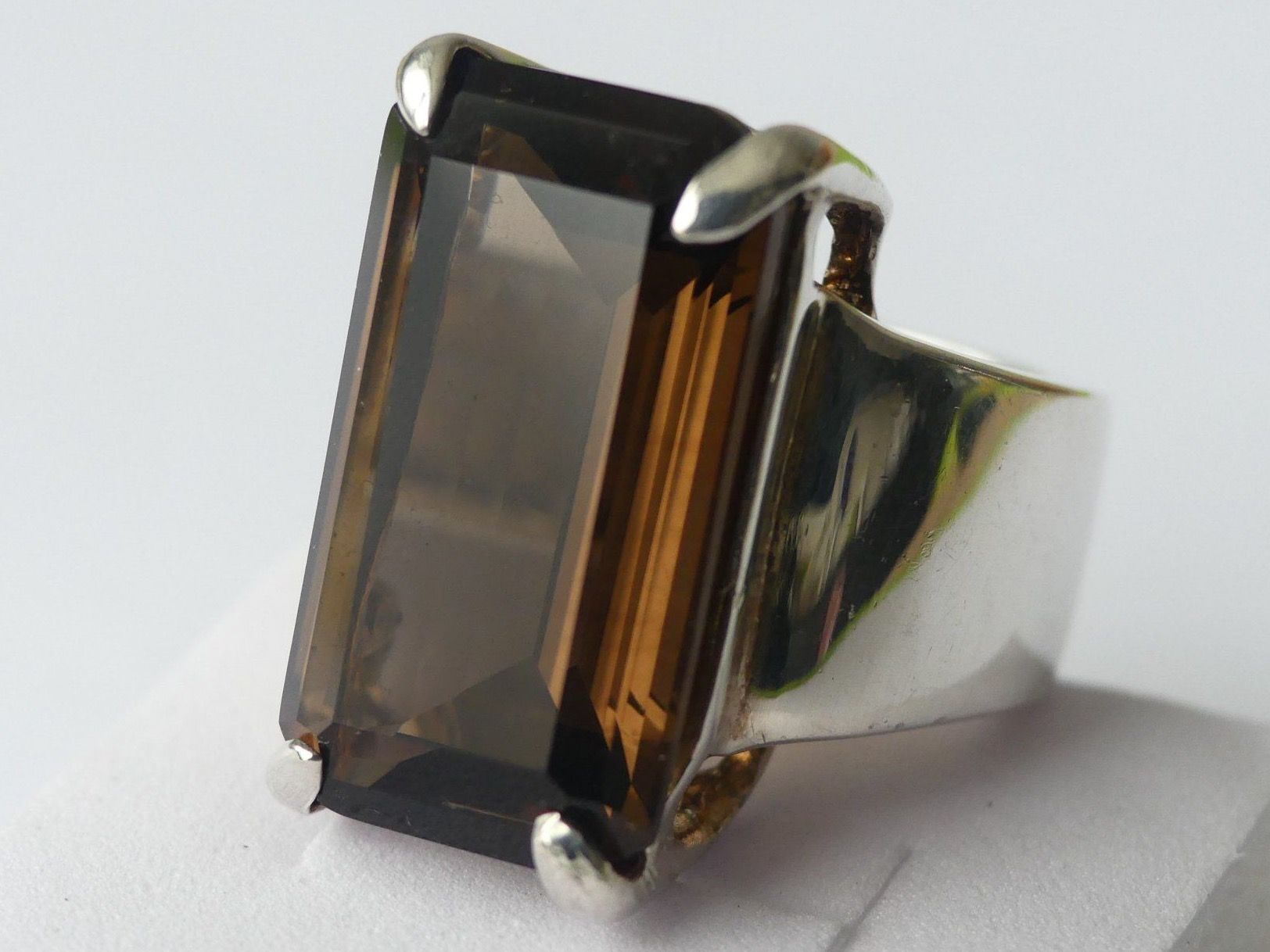 Anelli: Ring mit Rauchquarz – Usato da Matten b. Interlaken venduto da kero71