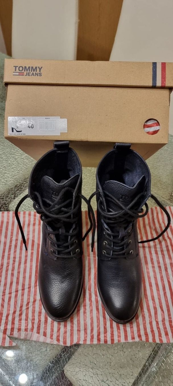 Tommy Hilfiger Damenschuhe: Tommy Jeans Gr. 40 – Neu und originalverpackt aus Luzern von Edii025 1