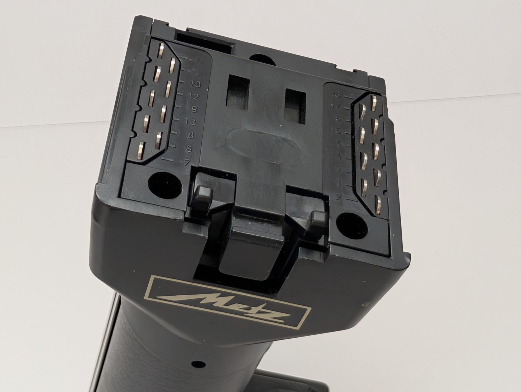 Mecablitz Flash: Metz G15 Power Grip Set – Usato da Thalwil venduto da SalzigeSilberBart 6