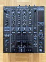 Pioneer DJM 800 mixer
