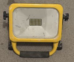 Baustrahler LED 20W gelb Arbeitslicht gebraucht