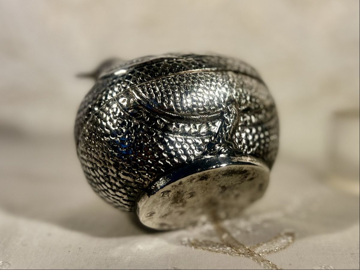 Dosen: Ancienne boîte à bétel Cambodge forme poule argent – Gebraucht aus Genève von DELIRBEADS 7