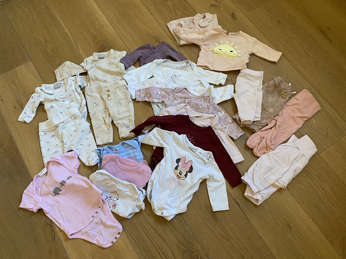 Lotti & Set di vestiti: Mädchen Kleiderpaket 50-68 – Usato da Buchs ZH venduto da Meme_meme 1