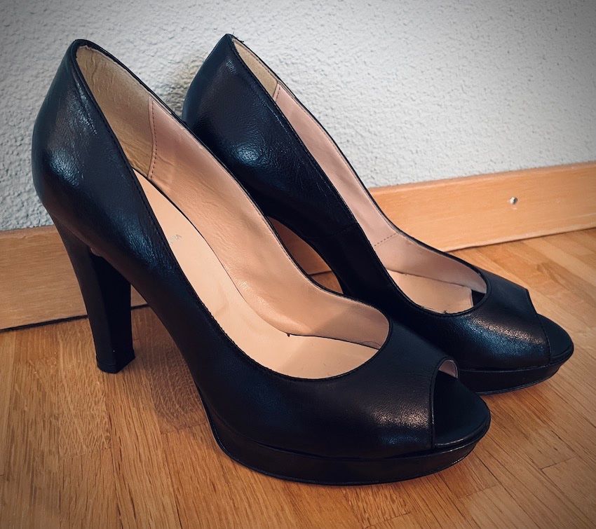Scarpe da donna: Peep Toe aus Leder Gr. 38 – Usato da Buchs ZH venduto da Sbono