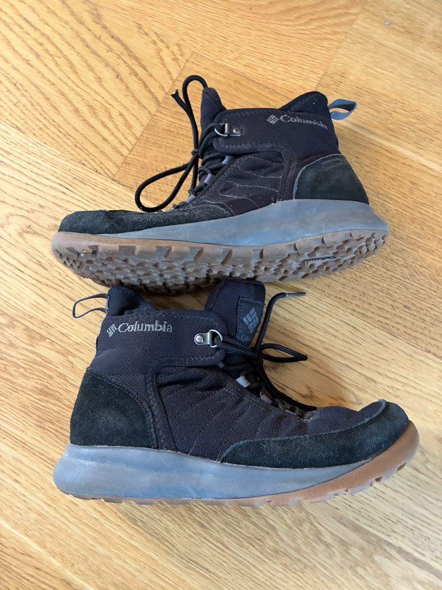 Columbia Schuhe für Jungen: 2 Paar Winterschuhe Gr 37 – Gebraucht aus Luzern von lkpr 1