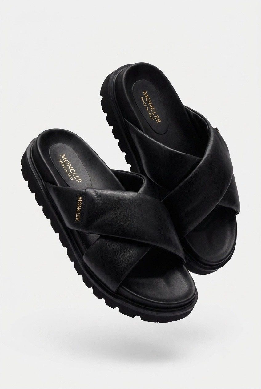 Moncler Scarpe da donna: Moncler Black Fantine Sandals, gr. 38 – Nuovo (secondo la descrizione) da Goldau venduto da mba68 1