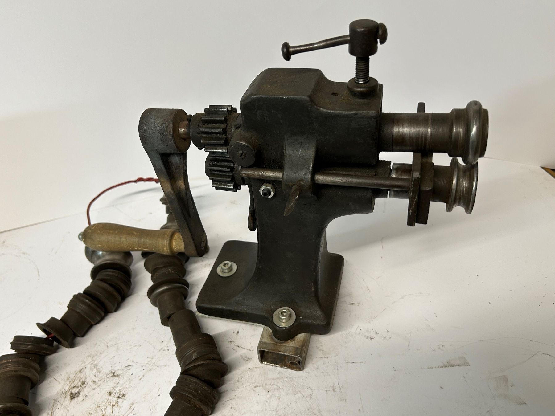 Tutte le macchine: Antike Sickenmaschine mit Rollensatz – Usato da Etzelkofen venduto da Botti50 1