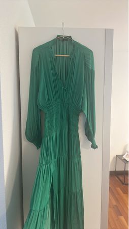Robe Maje verte fluide taille 38