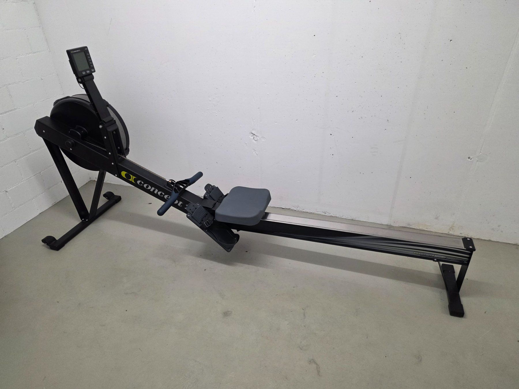 Concept 2 Vélos d'appartement: PM5 Concept 2 Rudergerät - Model D – D'occasion à Münchenstein par kevinaustin95