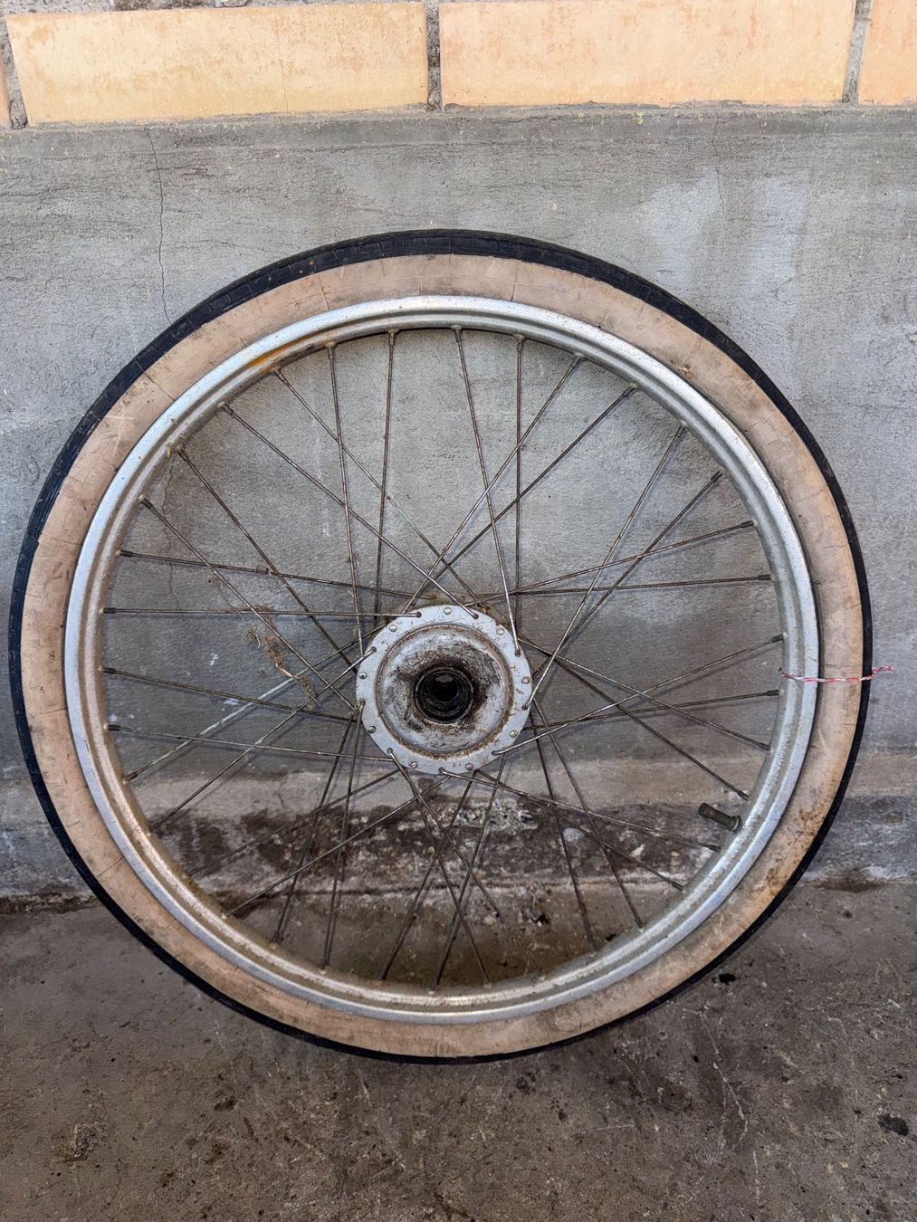 Sachs Parti ricambio per ciclomotori: Weinmann 19 Zoll Mofa Speichen Vorderrad – Difettoso da Fahrni b. Thun venduto da berger_tuning34 2