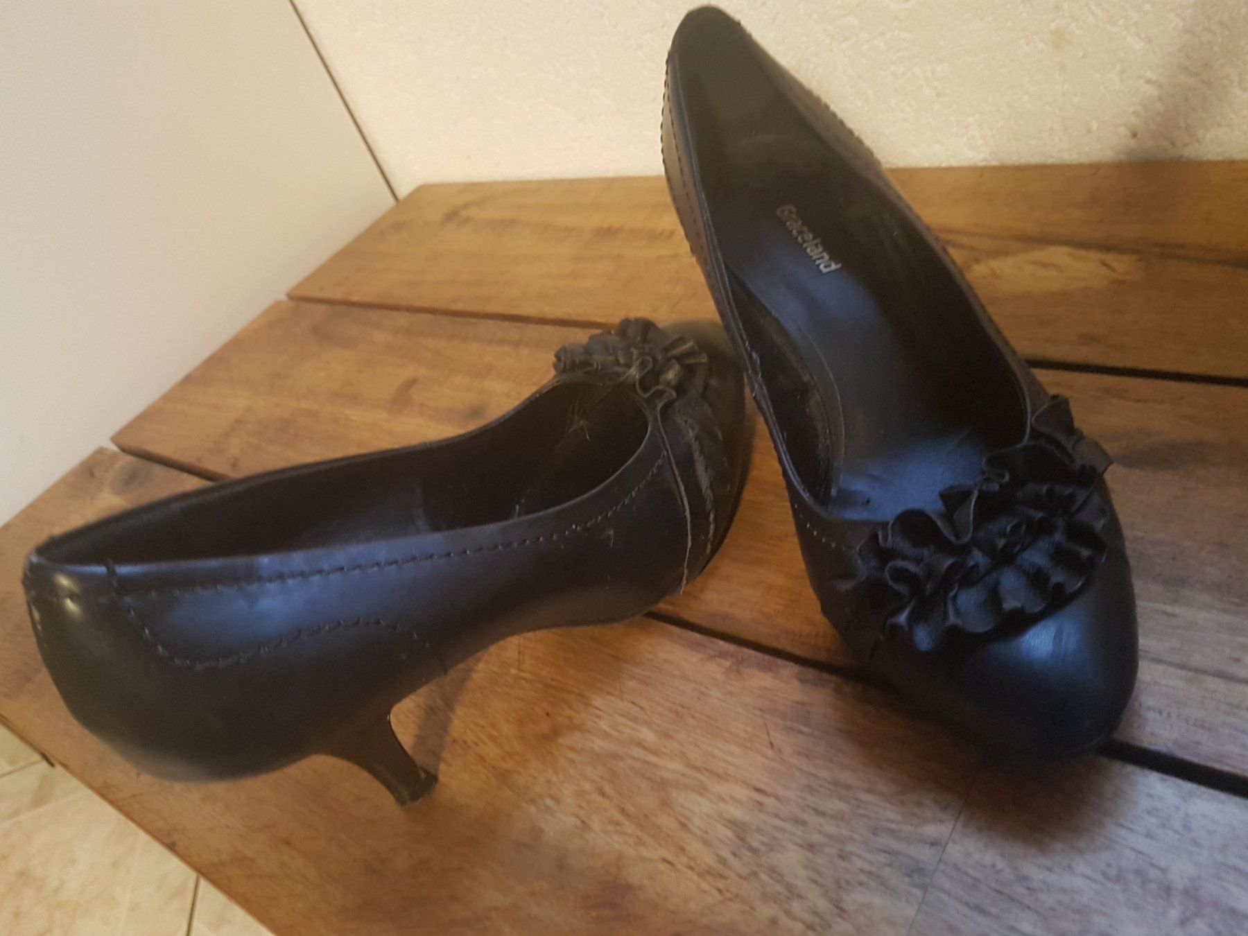 Graceland Damenschuhe: Escarpins noirs grandeur 38 marque Graceland – Gebraucht aus Villiers von san_jn5w 1