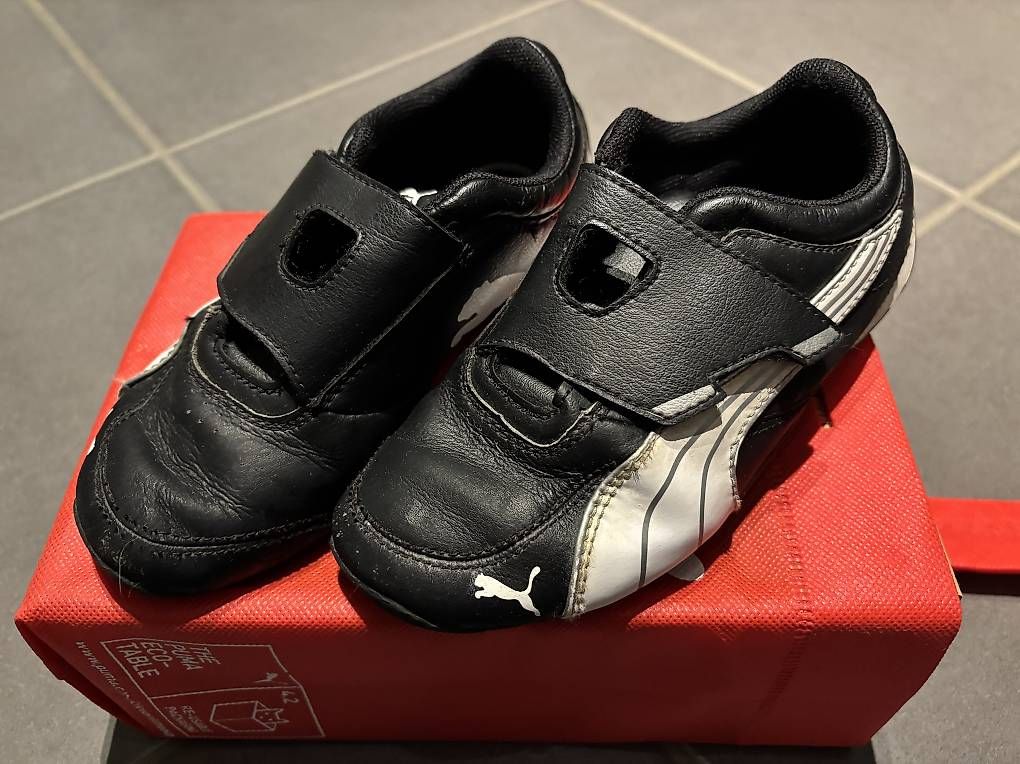 Chaussures garçon: Kinderschuhe Puma Grösse 29 – D'occasion à Riaz par economie_circulaire 1