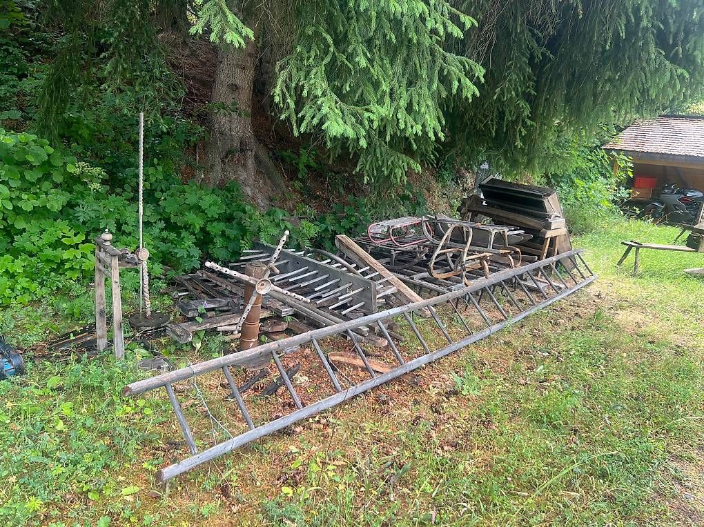 Tutti gli attrezzi: DON  anciens outils et objets rustiques en bois – Usato da Leytron venduto da her_vm77