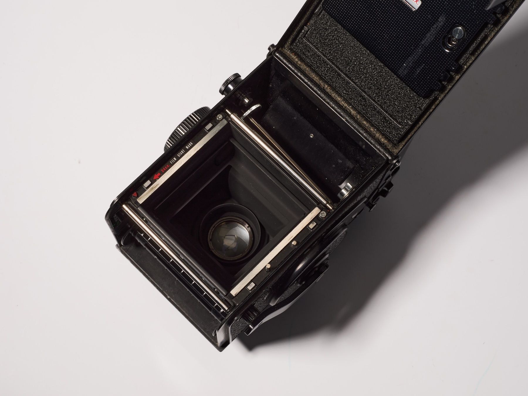Yashica Fotocamera: Yashica Mat-124 G 6x6 Medium Format TLR Camera – Usato da Zürich venduto da patrickroppel 6