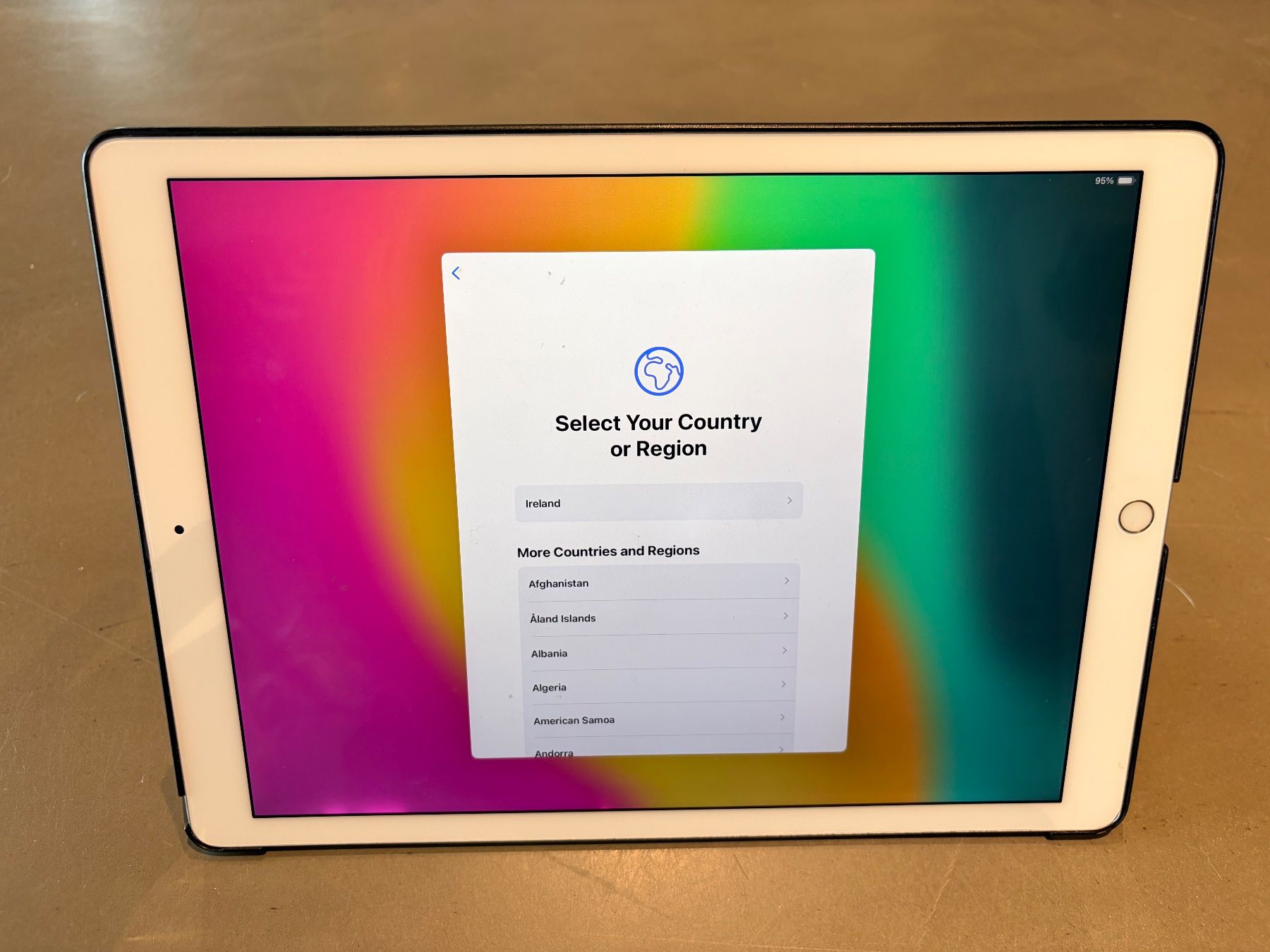Apple Tablet PC: IPad Pro 12.9 inch (2nd Generation) – Usato da Lonay venduto da Xylous