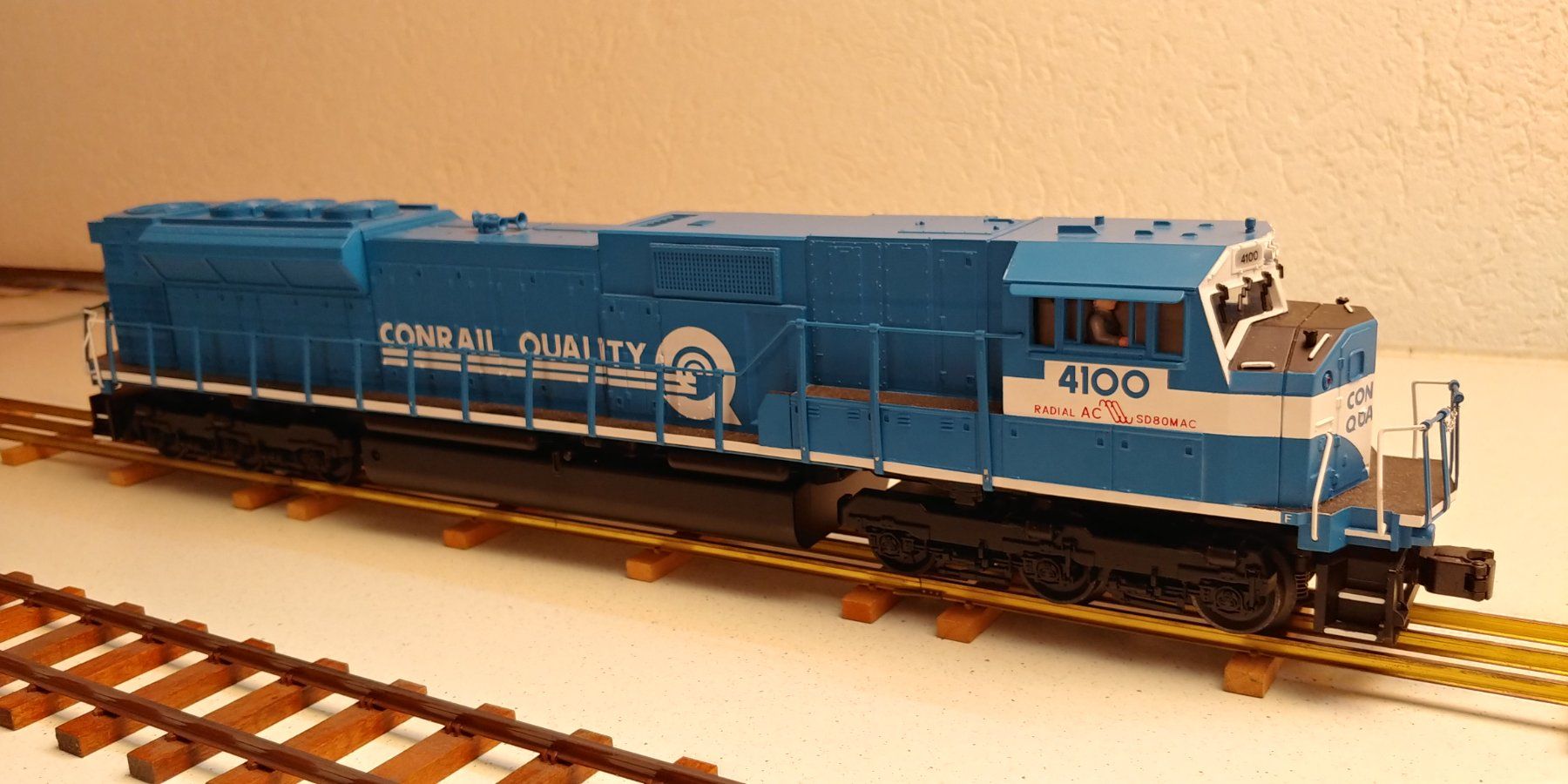 Kato Modelleisenbahnen: EMD SD80MAC 0 Diesellok – Gebraucht aus Waltenschwil von Ardnas007