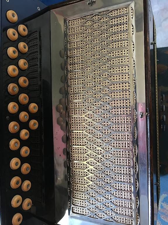 Musikinstrumente: accordeon diatonique Hohner – Gebraucht aus Neuchâtel von salade03 2