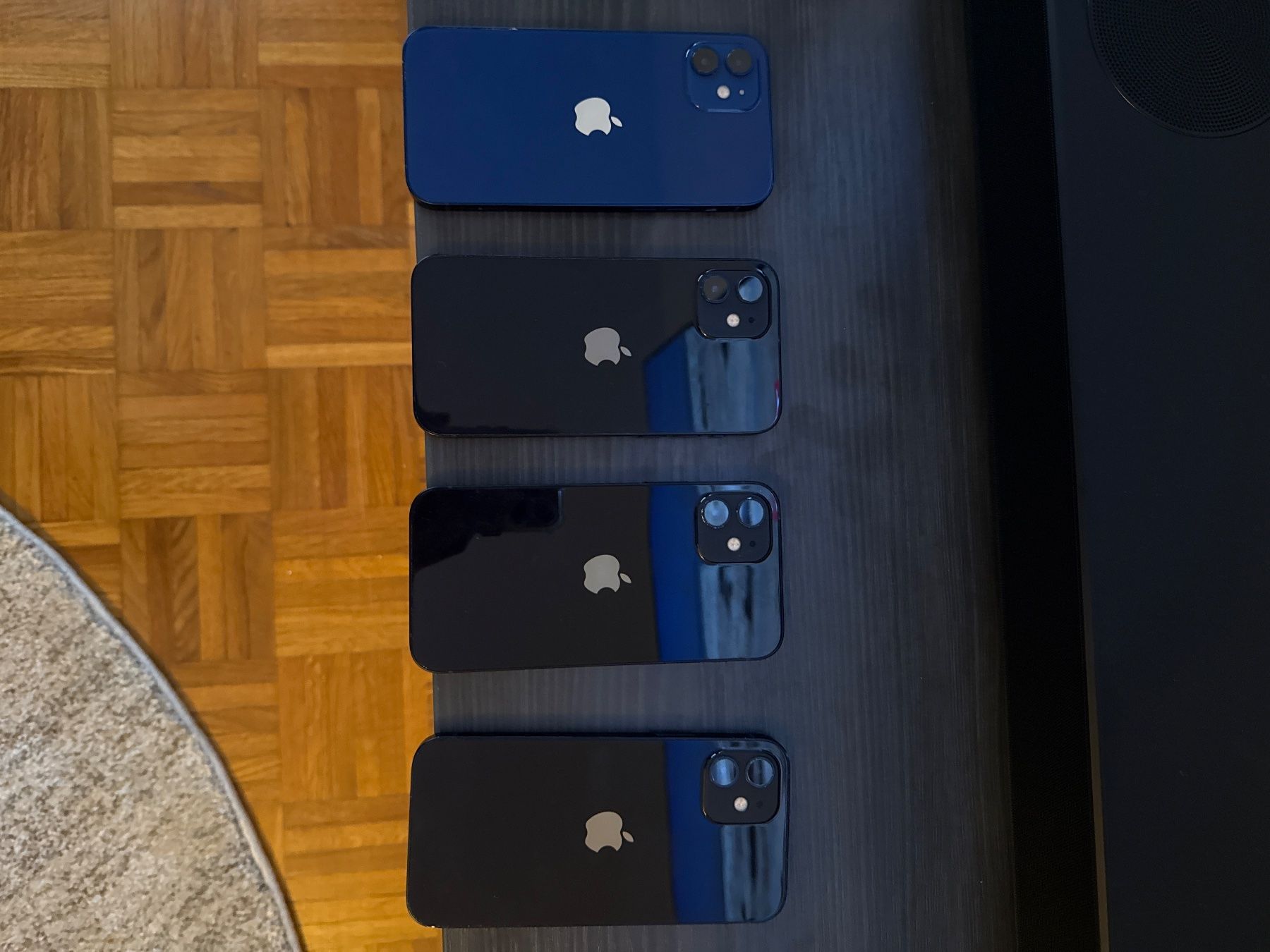Apple Handys / Smartphones: (4 IPhone12) bon état général – Defekt aus Morges von Abel. 2