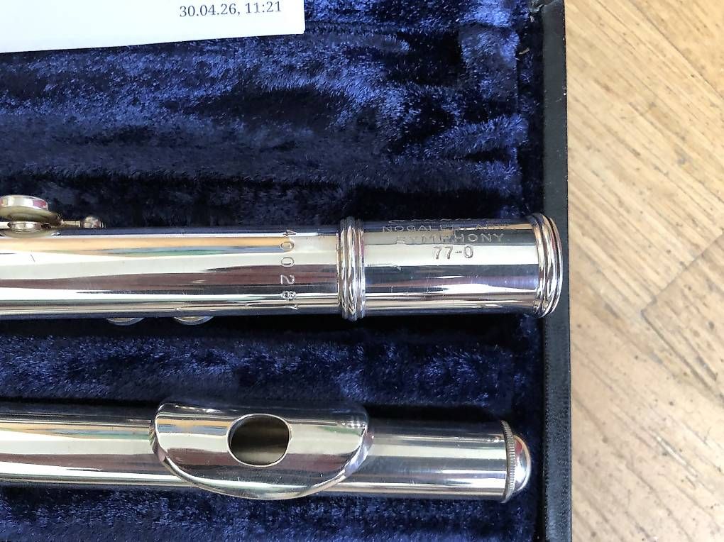 Musikinstrumente: " Querflöte Artley Symhony,Hals Silver " – Gebraucht aus Villnachern von focusride 2