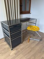 Bureau USM Haller en Gris Anthracite RAL 7016 // Ref. AY0443