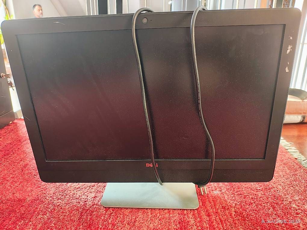 Dell PC: Dell All-in-One PC - Kompakter Bildschirm-PC – Usato da Gebenstorf venduto da Soshd
