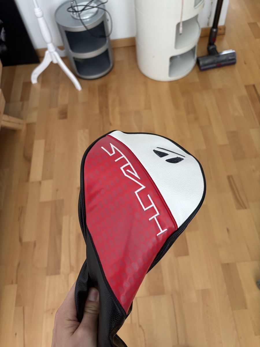 Taylor Made Mazze & Set: TaylorMade Stealth Driver (Links) – Usato da Chur venduto da Cuteclothes7k 1