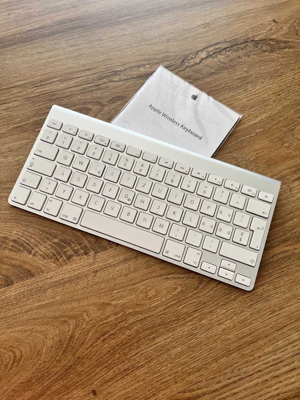 Apple Tastiere: Clavier Apple Wireless Keyboard Aluminium AZERTY bon état – Usato da Aesch BL venduto da bar_t8vg