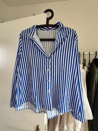 4 neue Blusen - Versand inkl.