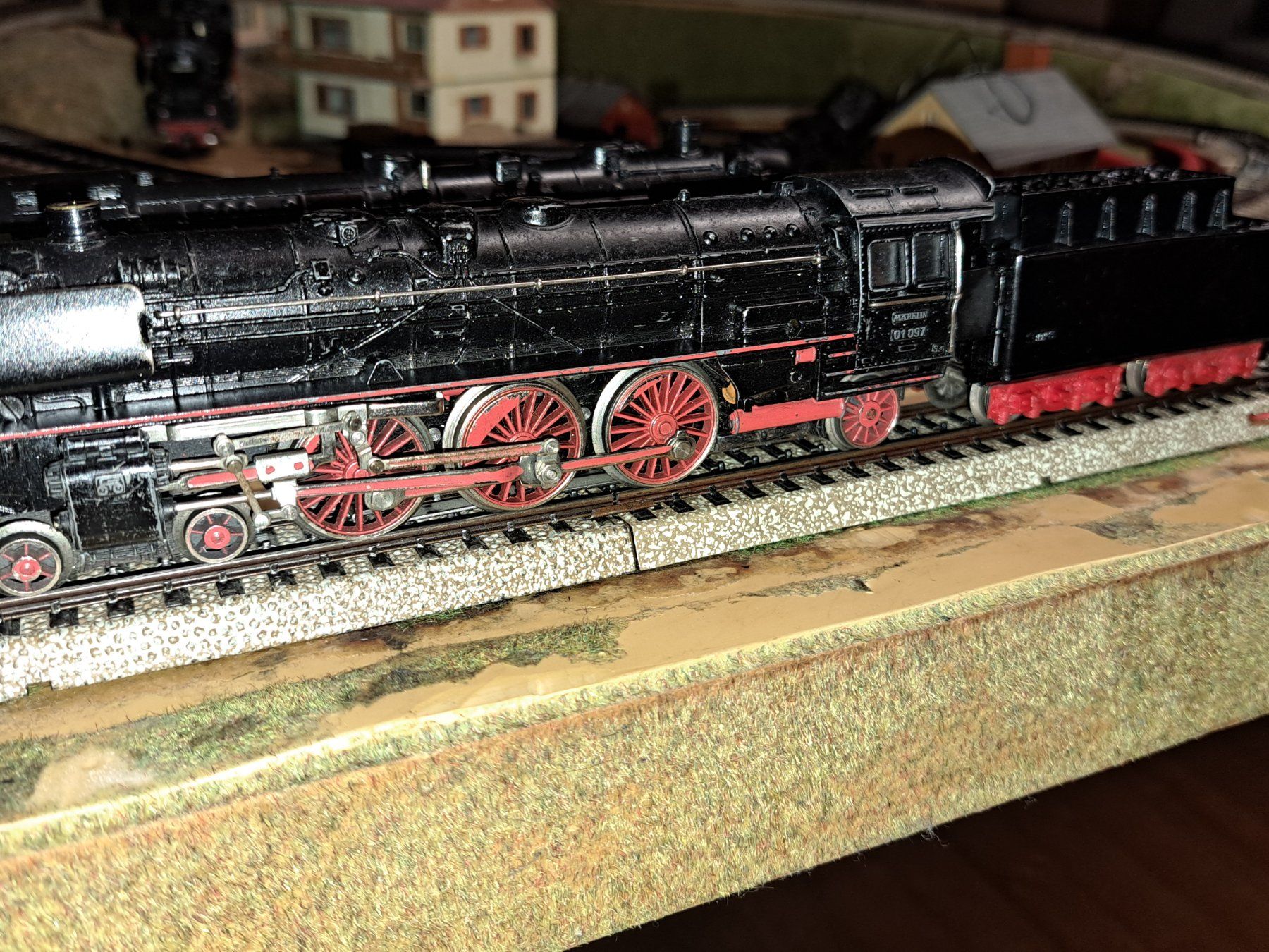 Märklin Modelleisenbahnen: Märklin DB 01097  Damploki analog – Gebraucht aus Schwanden GL von roerich20 1
