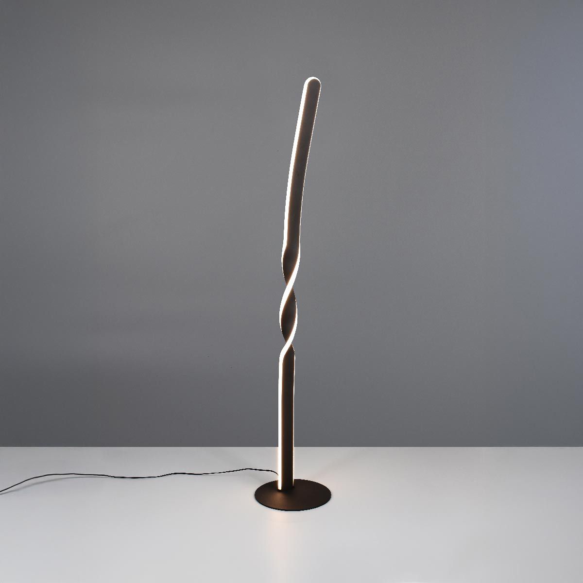 Lampes: LED Stehleuchte, Schwarz, 110 cm Höhe – Neuf (Voir description) à Kreuzlingen par Smart-Light