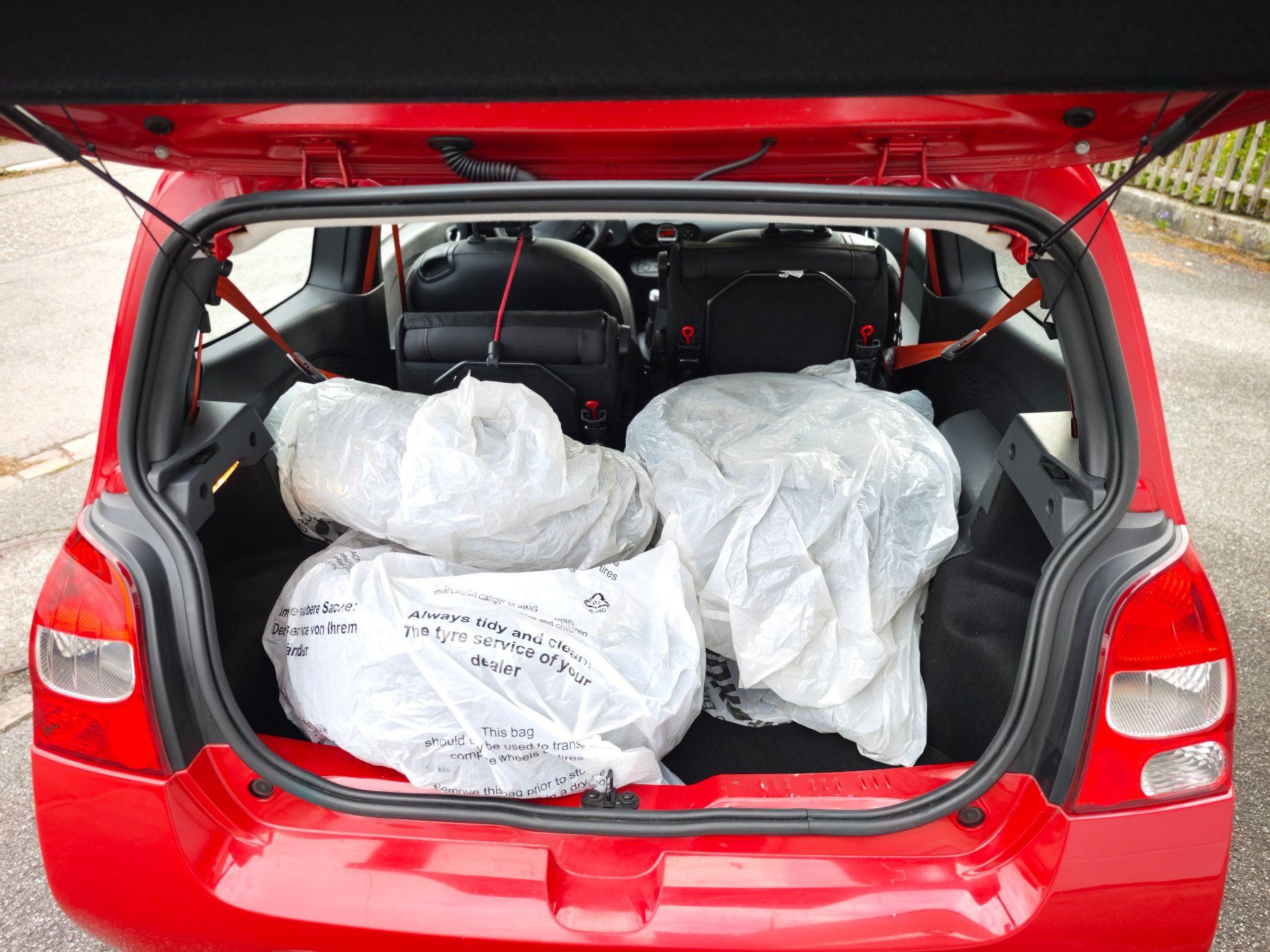 Renault Autos: Renault Twingo 1.6 RS Sport – Gebraucht aus Oftringen von loco_f 6