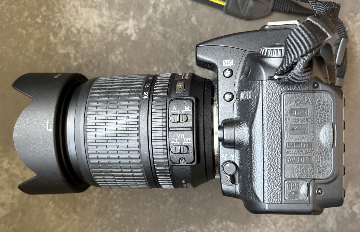 Nikon Fotocamera: Nikon D90 mit Zubehör und Tasche – Usato da Liestal venduto da RogerS28 3