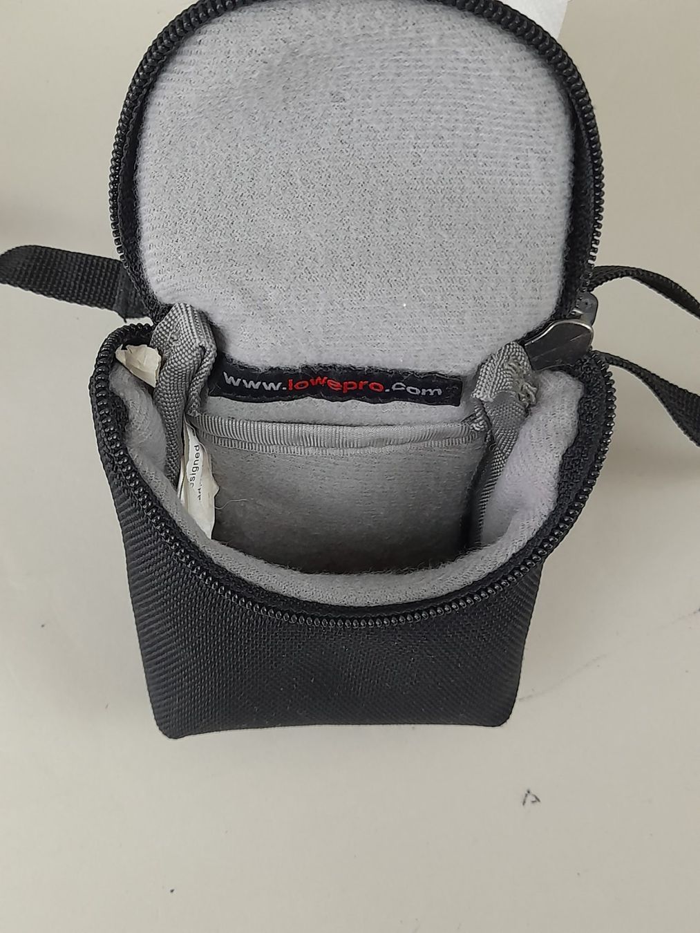 Lowepro Borse: LOWEPRO D-Res 25AW Kameratasche – Usato da Liebefeld venduto da Restwert_Liebefeld 2