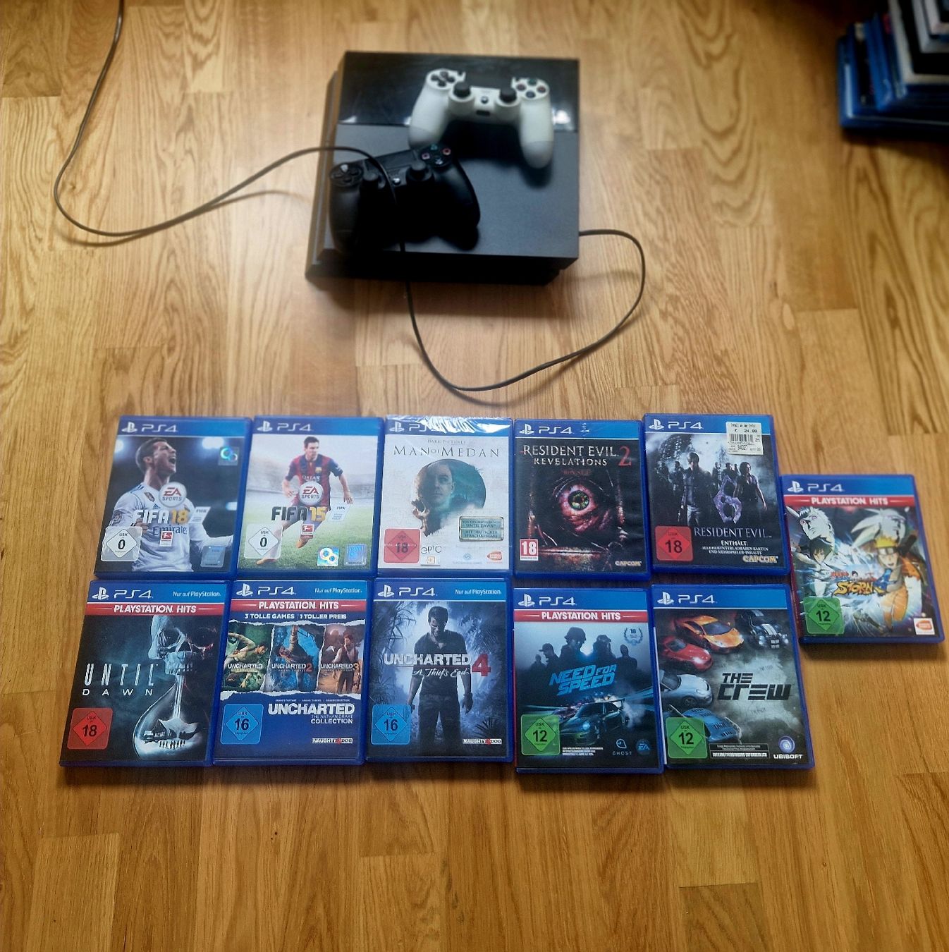 Konsolen: Playstation 4 PS4 mit 2 Controller und 11 games ab 1 Chf – Gebraucht aus Brugg AG von Sasch09