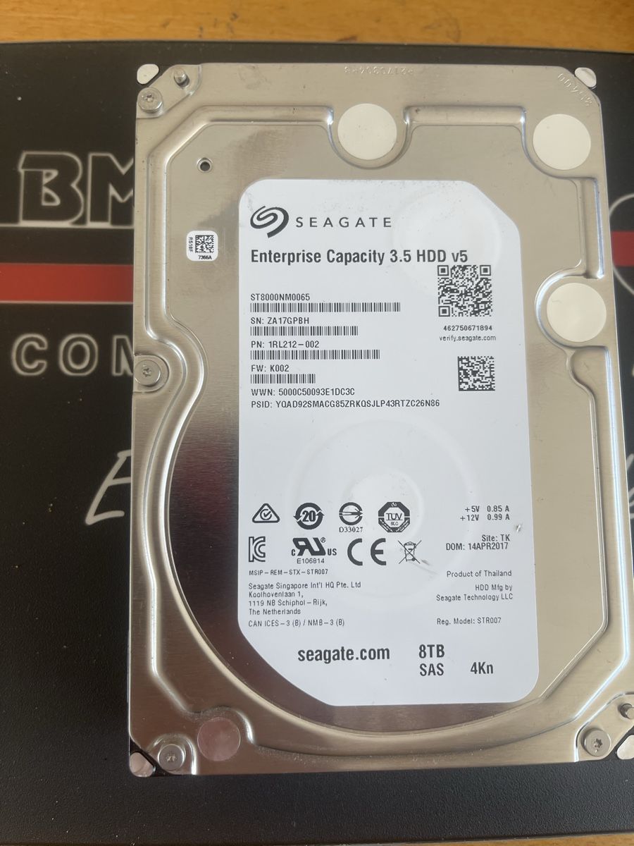 Seagate Disques durs: Seagate Enterprise Capacity 3.5 HDD 8TB SAS – D'occasion à Wängi par Bmo