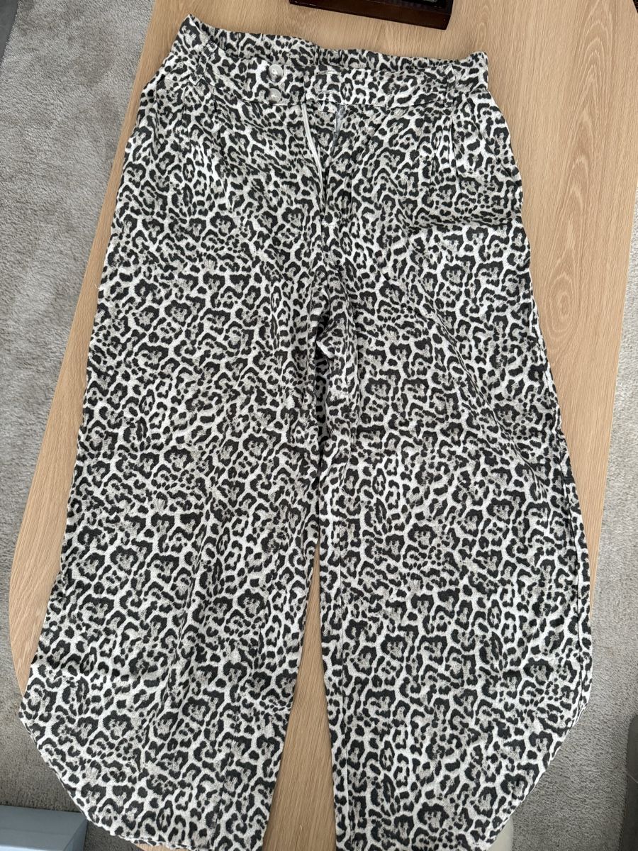 Pantalons: Hose Stradivarius Leo – D'occasion à Gebenstorf par sdent 2