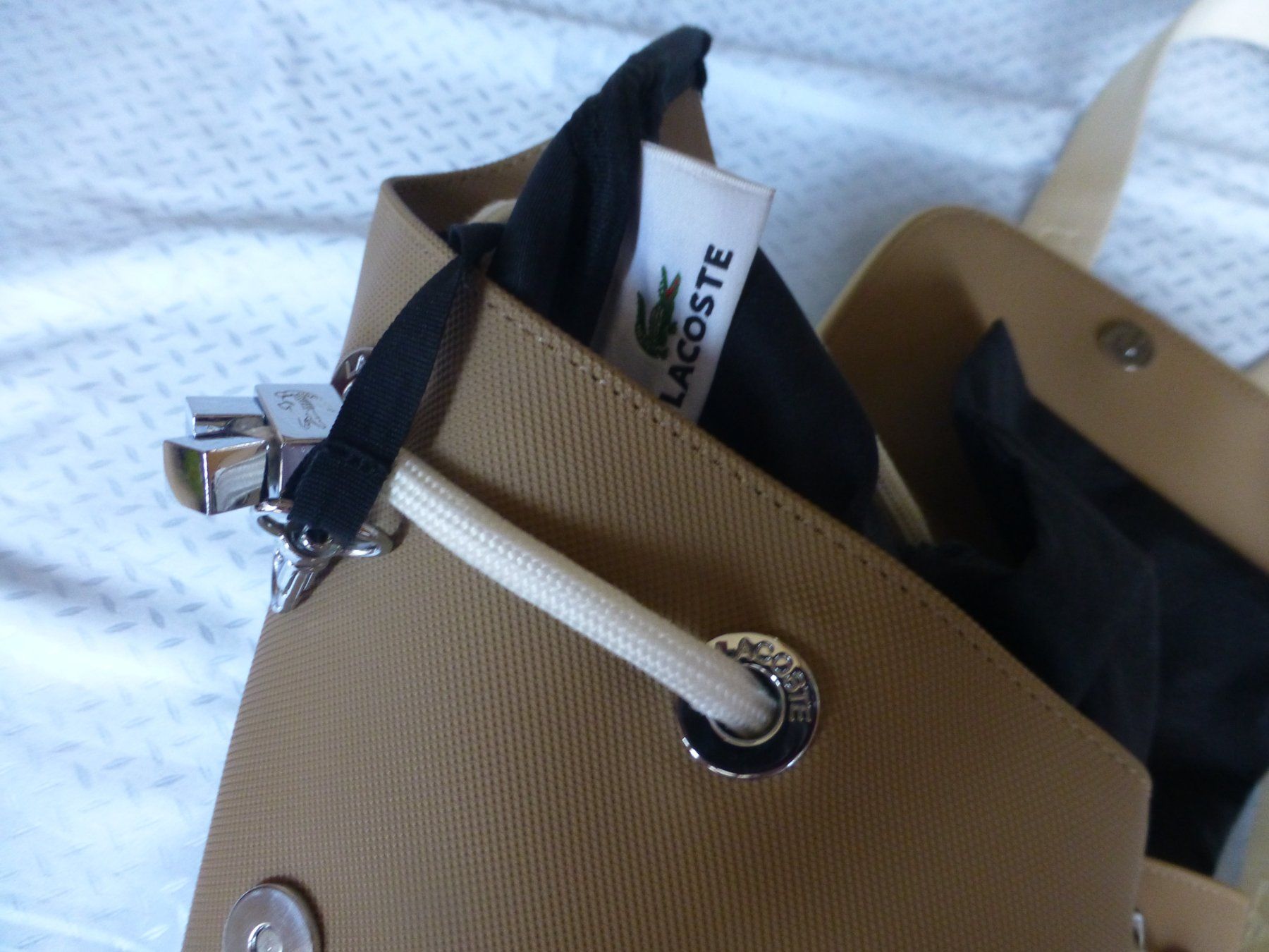 Lacoste Rucksäcke: Rucksack von Lacoste – Gebraucht aus Würenlingen von drago56 6