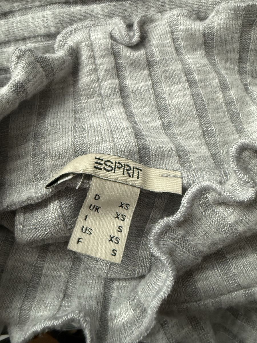 Esprit Pullover & Sweatshirts: Pulli esprit – Gebraucht aus visp von Kmemo1