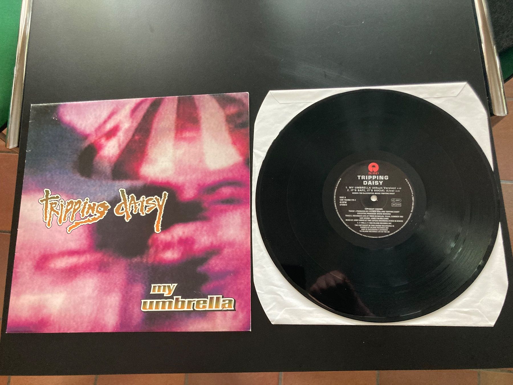 Dischi in vinile: Tripping Daisy - My Umbrella – Usato da Fribourg venduto da Karushi