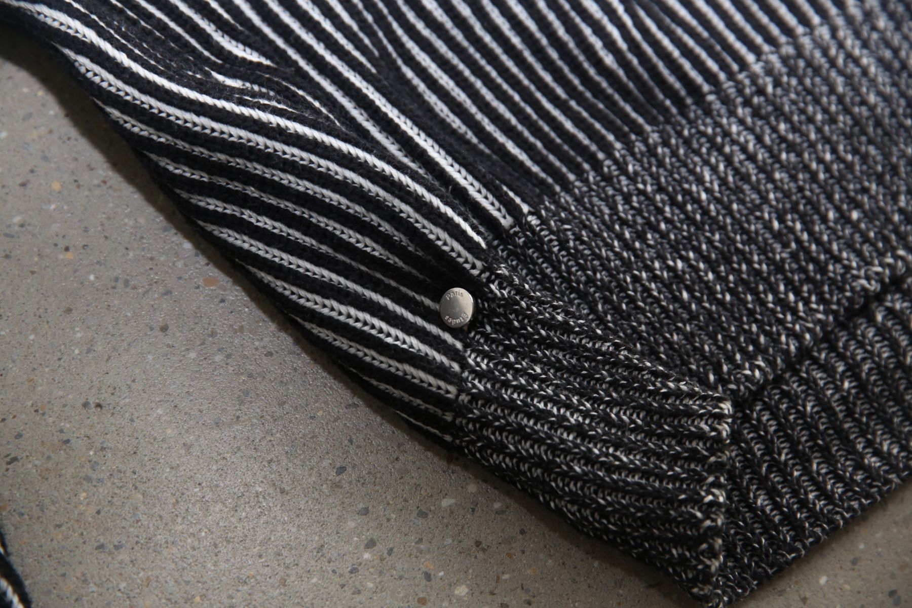 Maglioni & Felpe: etudes archive collection pullover – Usato da Zürich venduto da considermichael 3