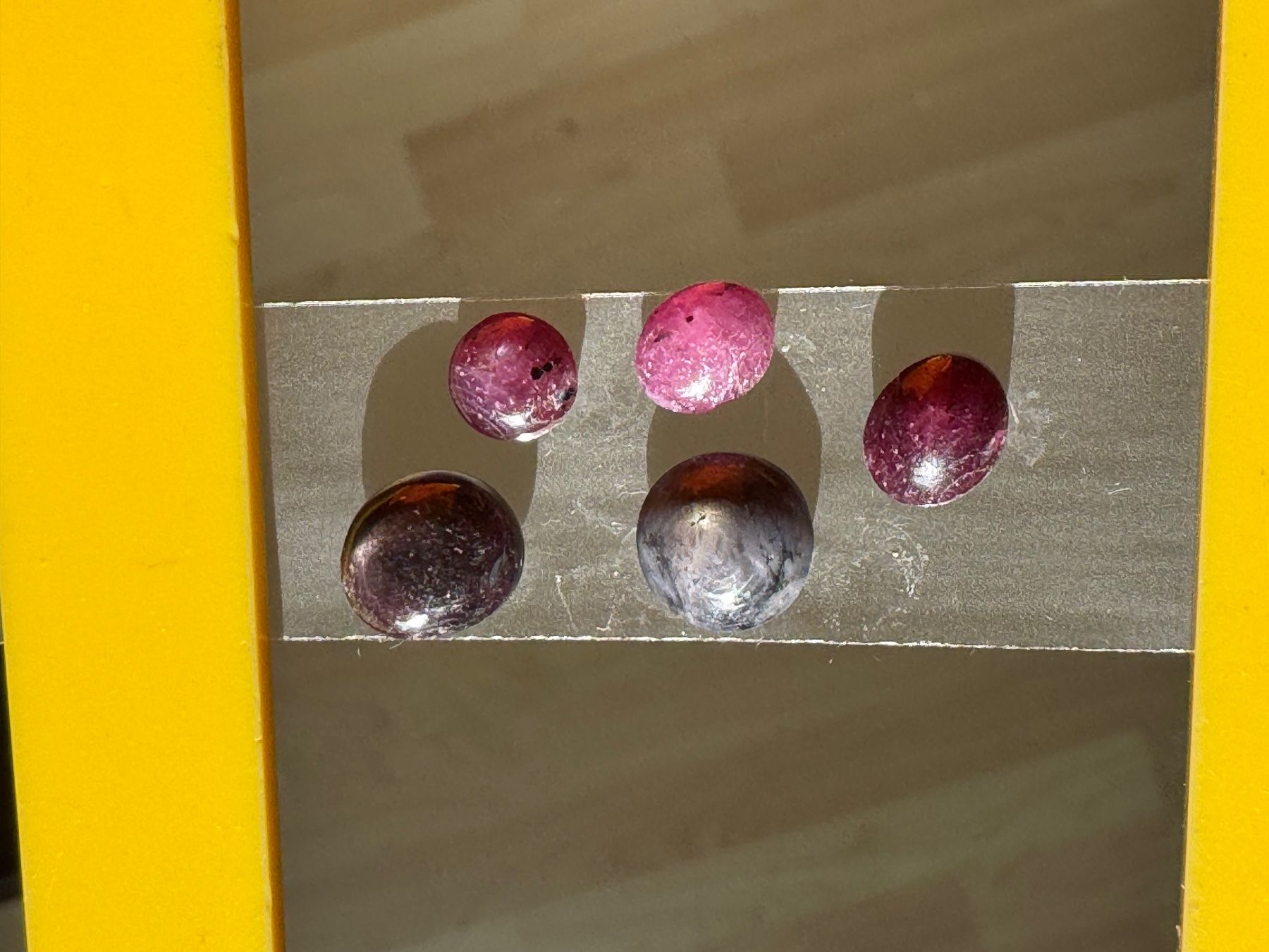 Pietre preziose: Stern Rubin 5 Cabochons wunderschön ECHT – Nuovo e nell'imballaggio originale da Leuggern venduto da gemshow 8