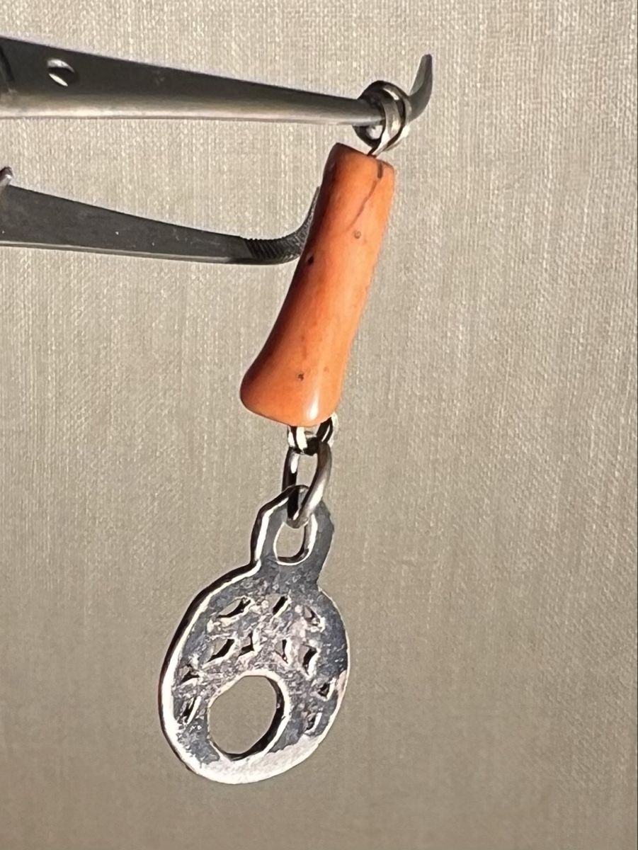 Ciondoli: Pendentif Authentique Berbère Corail Rouge Argent Ciselé – Usato da Genève venduto da ChineuseReveuse 3