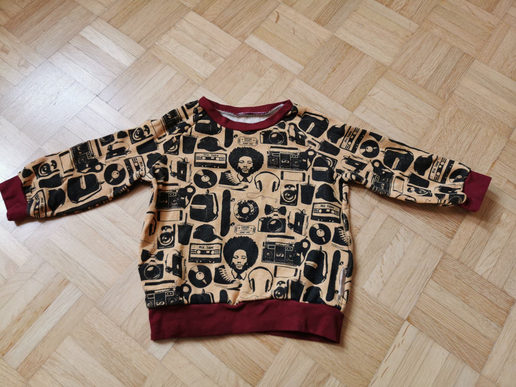 Maglioni & Felpe: Sweatshirt Vogelomiii ca. Gr. 92 – Usato da Stäfa venduto da flamingo_17 1