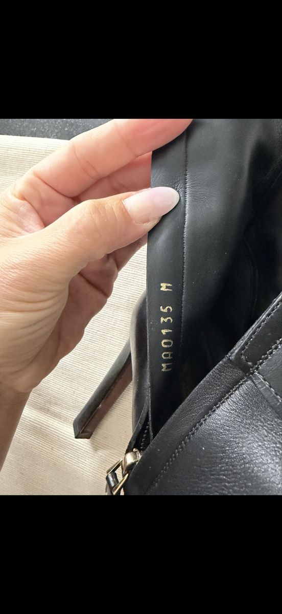 Louis Vuitton Damenschuhe: Louis Vuitton boots – Gebraucht aus Giebenach von Su99 1