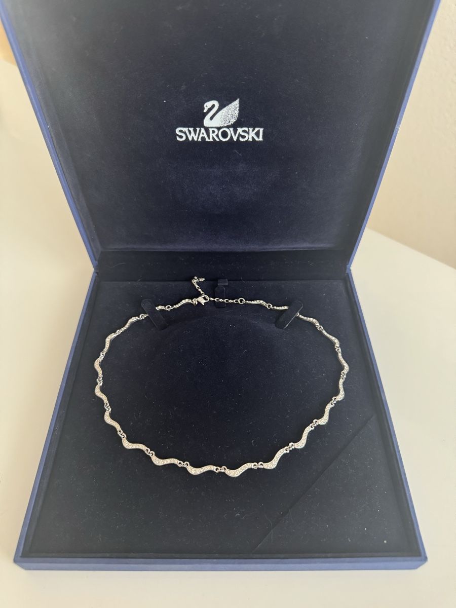 Swarovski Ketten: Swarovski Halskette Silber Neu – Neu (gemäss Beschreibung) aus Dübendorf von sha_fx85